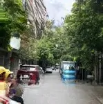 Bán nhà hoàng sâm, công viên nghĩa đô, cầu giấy, 52m2, 3 oto đỗ vỉa hè, mặt tiền 20m, 15 tỷ