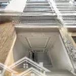 Bán gấp nhà riêng 4pn, 5wc, 37m2 tại cầu giấy, 12 tỷ vnd, thang máy nhà mới về ở ngay