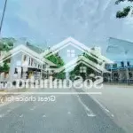 Tôi chính chủ cần bán lô đất biệt thự duy nhất còn lại mt đường 30m2 kdc phú mỹ. dt 250m2 lh
