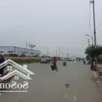 Mặt đường tôn đức thắng, đối diện khu công nghiệp thăng long 3
