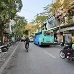 Bán nhà mặt phố hàng lược hoàn kiếm 30m4t 1 sổ 1 chủ 13,5 tỷ hàng lược.