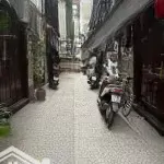 Bán nhà riêng phố bồ đề diện tích 30m2