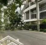 Chính chủ cho thuê biệt thự ngân long - nhà bè (dt 10x21m) thiết kế 5pn (giá 26tr/th) lh 0909904066