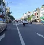 Bán nhà mặt đường hồ sen, ngang 14m