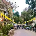 Mặt phố ngã 4 hàng lược 80m2 1 sổ 1 chủ có nóc 39 tỷ