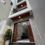 Chủ thiết kế tỉ mỉ tâm huyết để ở ,giờ có việc gia đình phải bán gâp giá hợp lý, sân để xe rộng rãi