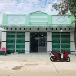 Bán dãy trọ liền kề kcn mỹ phước 3, thới hoà, bến cát, giá chỉ 1,25tỷ, cách bưu điện 300m, sổ sẵn.