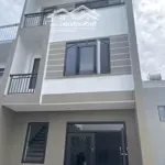 Bán nhà 3 tầng sau ubnd p.hà khánh.dt:51.2m2,mt:4.78m oto tránh nhau !!!