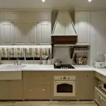 Bán nhà mặt tiền phố nha trang