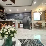Bán nhà mặt phố nhật chiêu tây hồ, 110m2 5 tầng, mt 6.7m vỉa hè kinh doanh, mặt hồ tây, 74 tỷ