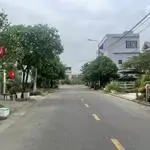 Chủ cần bán gấp đất tặng nhà 500tr, gần ngay sân vận động.