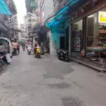 Bán đất ba đình, phân lô tân ấp, ngõ thông bàn cờ, vỉa hè, ô tô tránh nhau, khu vực ít người bán