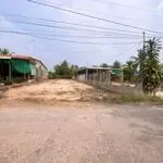 Kẹt tiền bán 250m2 đất thổ cư mặt tiền đường nhựa shr, sát chợ, trường học, dân đông. giá 520tr