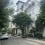 Căn hộ dịch vụ 16 phòng - dòng tiền khủng - ngay dương quảng hàm - city land