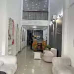 Nguyên căn lê quang định, 9 phòng, 6wc, nhà mới, cho ch căn cấp, spa, lớp học