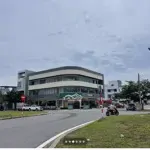 đẳng cấp, vị trí đẹp lung linh ngay trung tâm hoà xuân,khách sạn 5 tầng full khách chỉ 12 tỷ.