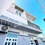 Bán nhà 2 tầng nhỏ xinh gần biển, hòn chồng nha trang