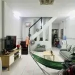Tân phú - chủ ngộp bank hơn 3 tỷ - gấp bán - dt 60m2 - sổ vuông vức - 2 tầng - 3pn - gần hxh! chỉ nhỉnh 4 tỷ