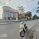 Bán đất mặt phố cự khối, hoa động, 120m2, mt6m, giá 32.3 tỷ, view hồ công viên kinh doanh tiềm năng