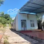 Bán lô đất sẵn nhà cấp 4 ngay trung tâm tp giá cực ưu đãi