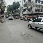 Bán nhà 93 lê lợi - hà đông để đi nước ngoài ,giá giảm sâu , còn thương lượng 0901383888
