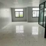 Cho thuê sàn văn phòng tầng 2 80m2 tại vinhomes marina