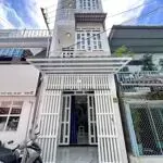 Nhà trệt 2 lầu gần trường đại học cần thơ
