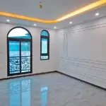 Nhà lô góc 40m, ô tô 7 chỗ vào tận nhà, 6 tầng thang máy xịn, cách mặt phố 30m, gần phố hoa lâm