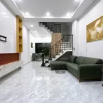Nhà Đẹp 3 Tầng 3 Pn - 53,7 M2 (4,07 X 13M) - Đoàn Văn Bơ. 5,5 Tỷ