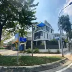 Cho thuê nhà mặt phố diện tích nhà 250m2 + sân vườn, gara 160m2, 20 triệu, đông tăng long, q9, hcm