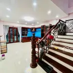 Cần bán nhà mặt tiền đường vũ lăng - vcn phước hải. đối diện công viên. giá bán 13 tỷ