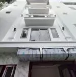 Nhà 5 tầng nằm mặt ngõ, ô tô vào, cách trục chính chỉ 30m. không mua căn này thì thật sự tiếc