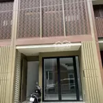 Chính chủ muốn sang nhượng hoặc cho thuê căn nhà phố thương mại mặt tiền đường sầm uất nhất dự án