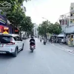 Nhà phố kinh doanh mặt phố trâu quỳ. vị trí đắc địa