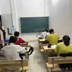 Cho thuê nhà riêng 4 tầng setup phòng học sẵn gần ga la khê giá tốt. có thể vào khai thác luôn