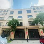 Chủ Nhà Cần Tiền Cắt Lỗ Phân Khu Cọ Xanh
- Diện Tích 70M, Mặt Tiền 5M
- Gần Trường Vinschool Ạ