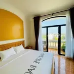 Bán rẻ toà khách sạn diện tích lớn, dòng tiền lớn tại p cửa đại, hội an