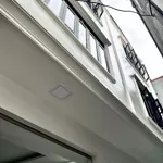 Nhà 4 tầng xây mới 68m2 độc lập phố lạch tray, sân trước sân sau, sân cổng riêng