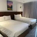 Cần bán khách sạn 7 tầng, 41 phòng, 2 sao đang kinh doanh tại trung tâm tp. quy nhơn