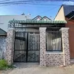 Nhà rộng 2 phòng gần chợ bà bộ