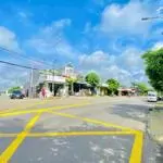 140m2 phù hợp làm nhà vườn ngay trung tâm thị trấn,sát trục đường hùng vương,