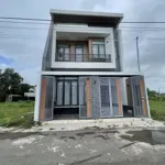 Bán nhà đẹp 1 trệt 1 lầu 3pn, nội thất cao cấp thiết kế hiện đại, dt 113.8m2 tại hòa long 3tỷ25