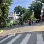 Bán đât mt nguyễn phong sắc. vị trí trí kinh doanh