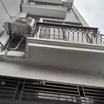 Trong tầm giá này thì hiếm có căn thứ 2, bán nhà dân xây 3 tầng , 2 mặt thoáng sáng, tặng nội thất