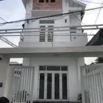 Bán nhà 3 tầng 5 phòng ngủ kiệt ôtô lê thánh tôn, phường thuận thành, tp huế, sát bên đại nội huế, chỉ 4 tỷ