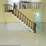 Giảm 500tr, bán gấp nhà 1 trệt 1 lửng đúc sân xe hơi sổ riêng thổ cư gần chợ bến cá