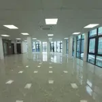 Chính chủ cho thuê văn phòng 200m2 đối diện starcity lê văn lương. lh 0974152536 để có giá tốt