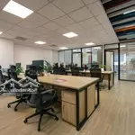 Cho thuê văn phòng tại mễ trì với nhiều diện tích từ 100m2- 600m2 đầy đủ nội thất giá 240k/m2.