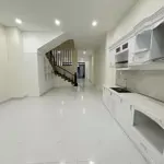 Cho thuê nhà nguyên căn - nhà mới thiết kế hiện đại - diện tích rộng 100m2