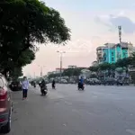 Nhà mặt phố ngọc hồi - hoàng mai dt: 140m2 4 tầng - mt 6m giá 20 tỷ vị trí cực đẹp kinh doanh, sổ